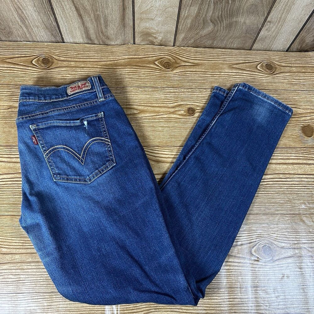 Levi’s 524 Too Super low Jeans Women’s Size 13M straight 31x32 Blue Distressed‎